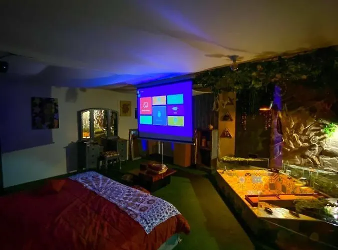 Cosmos Chill - Suite con jacuzzi y acuario
