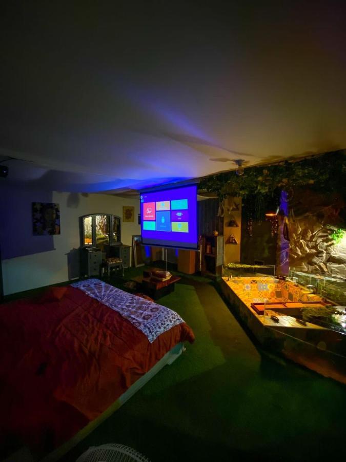 Cosmos Chill - Con Jacuzzi Y Acuario